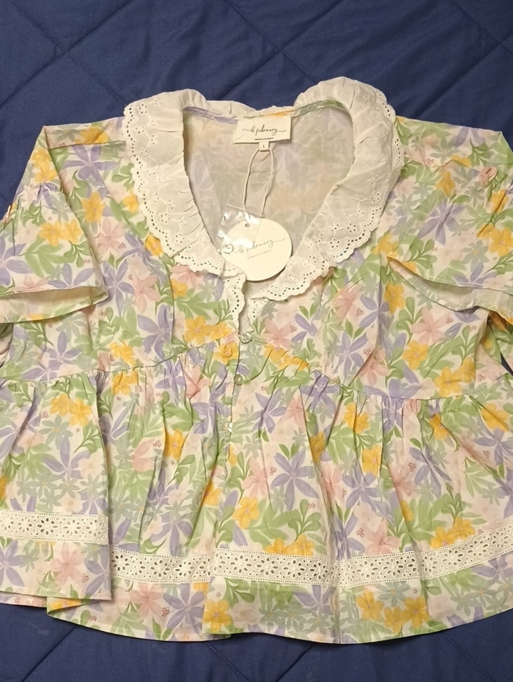 NWT Womans' Floral Eyelet Collar Peplum Top - Pastel Multi